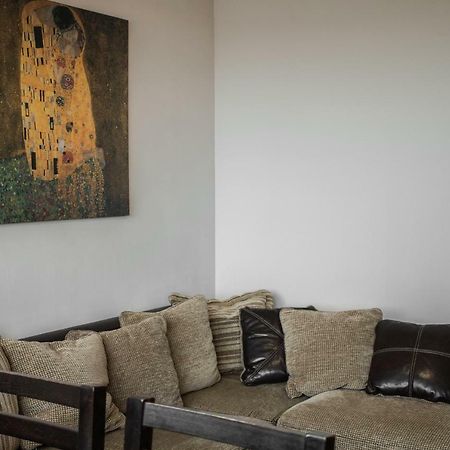 Апарт Пееви Gabrovo Ngoại thất bức ảnh