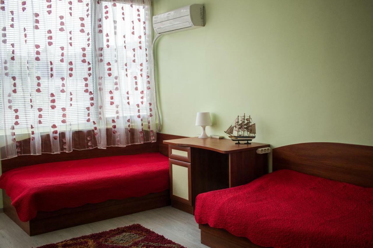 Апарт Пееви Gabrovo Ngoại thất bức ảnh